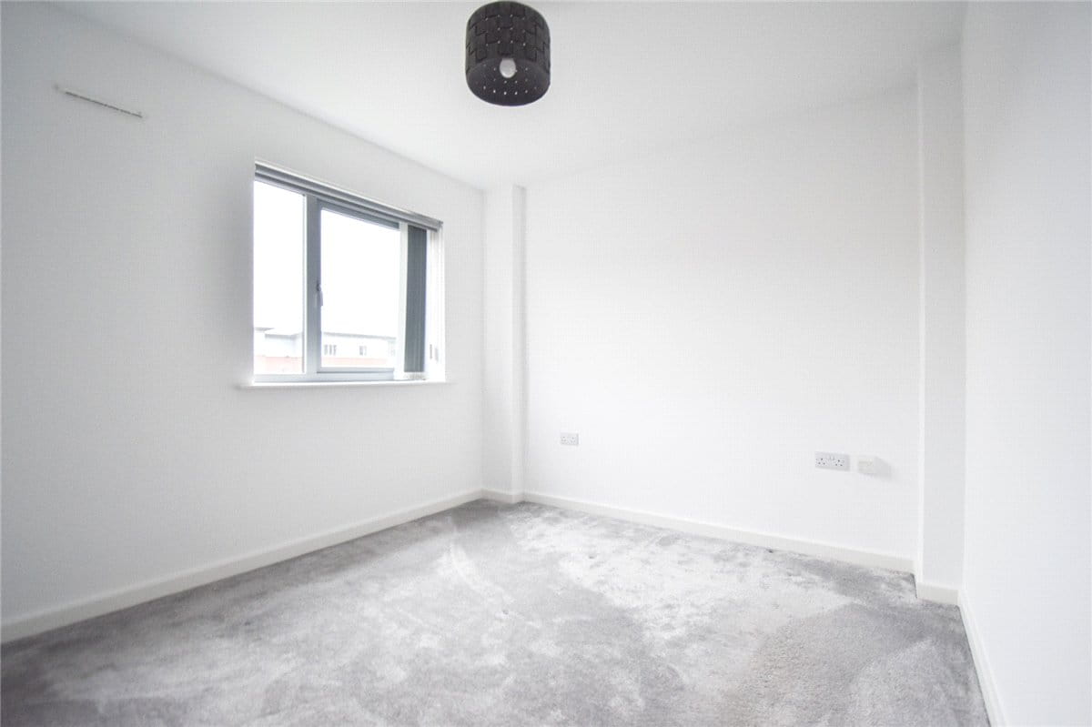2 bedroom flat, Glenalmond Avenue, Cyan Building CB2 - Available
