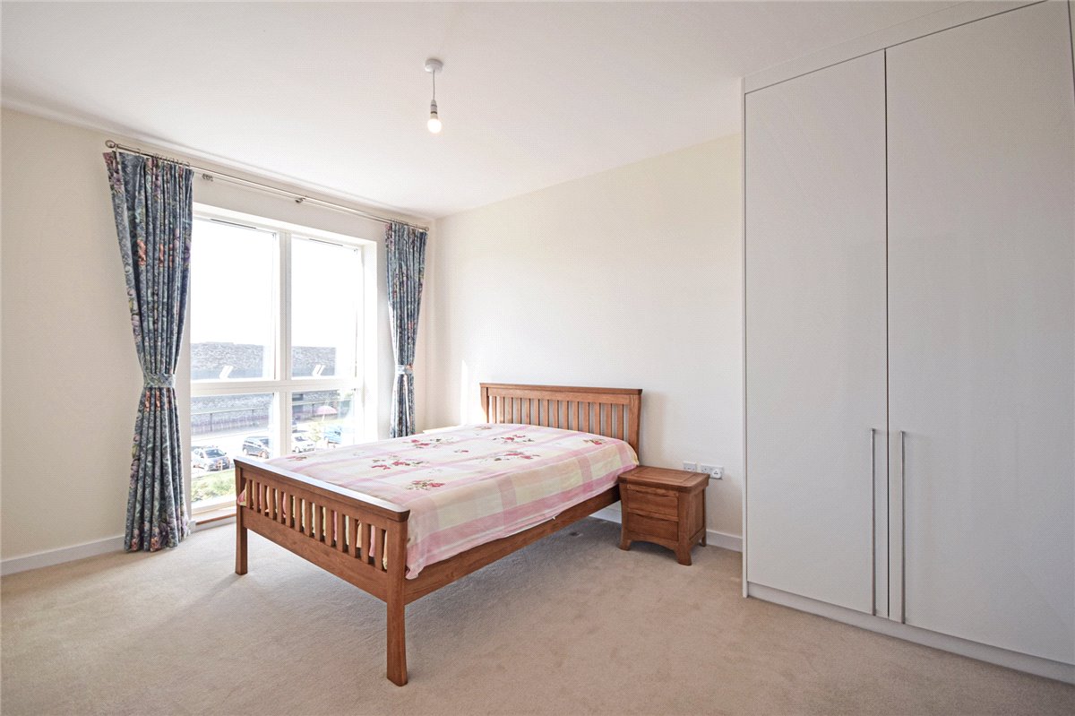 3 bedroom house, Whitelocks Drive, Trumpington CB2
