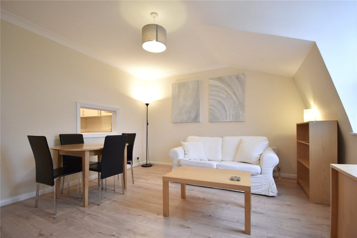 1 bedroom flat, Adam & Eve Court, Adam & Eve Street CB1 - Available