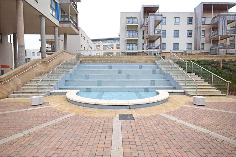 2 bedroom flat, Glenalmond Avenue, Cambridge CB2 - Let Agreed