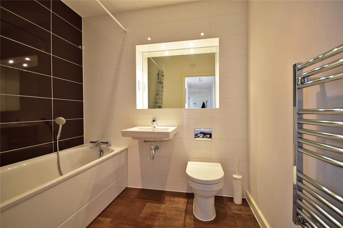 2 bedroom flat, Glenalmond Avenue, Cambridge CB2 - Let Agreed