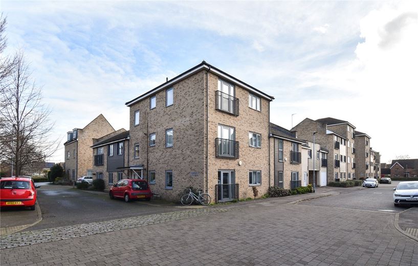 1 bedroom flat, Gladeside, Cambridge CB4 - Let Agreed