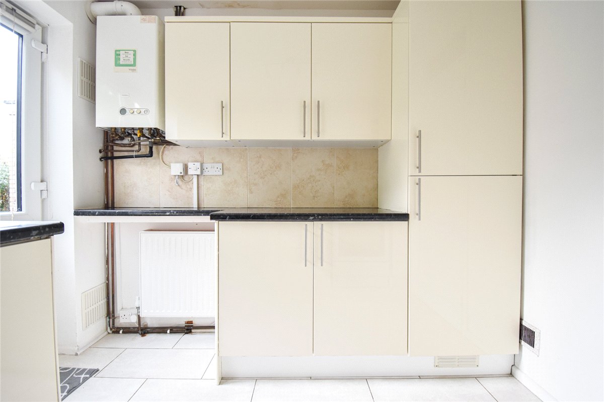 3 bedroom house, Ashvale, Cambridge CB4 - Let Agreed