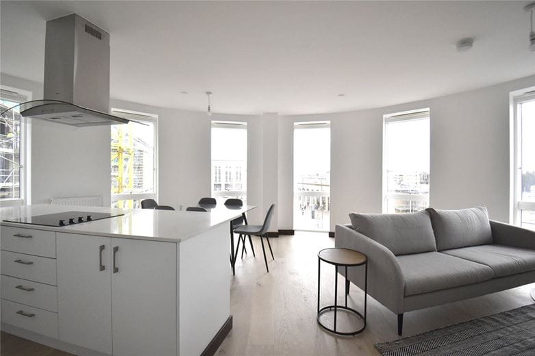 2 bedroom flat, 3 Station Square, Cambridge CB1 - Let Agreed