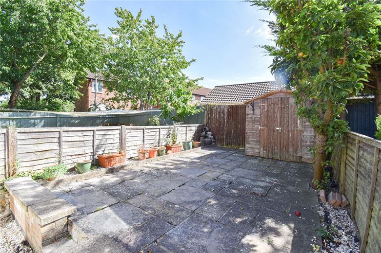 2 bedroom house, Lucerne Close, Cambridge CB1 - Let Agreed