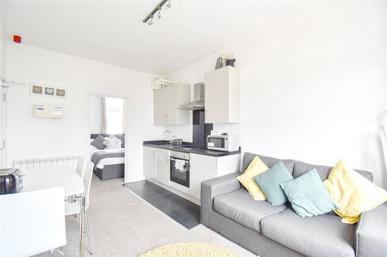 1 bedroom flat, Garden Walk, Cambridge CB4 - Let Agreed