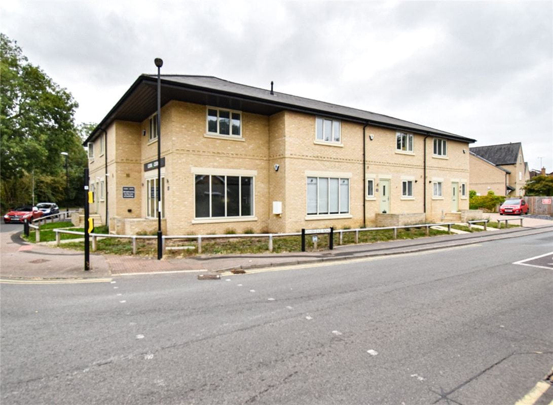 2 bedroom house, Orchard Mews, Cambridge Road CB24