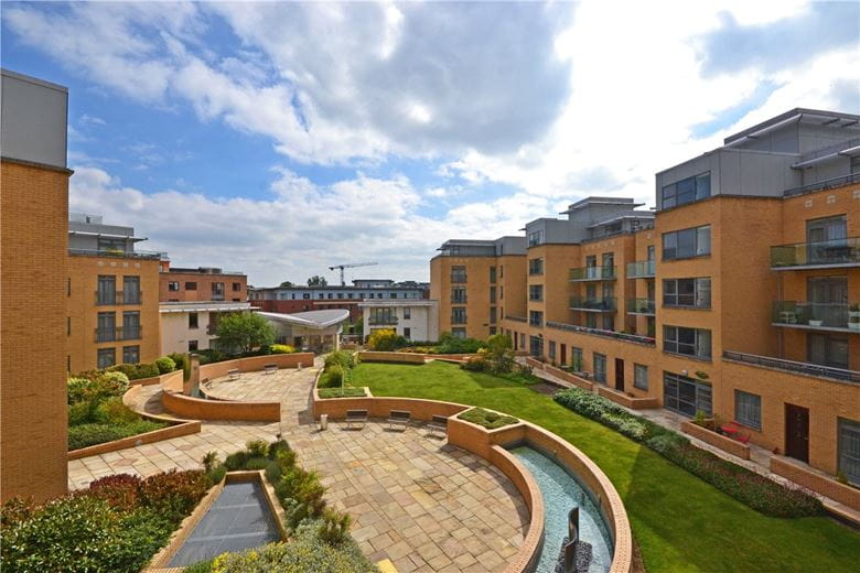 1 bedroom flat, The Belvedere, Homerton Street CB2 - Let Agreed