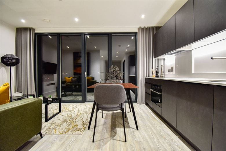  bedroom flat, Turing Way, Cambridge CB3 - Let Agreed