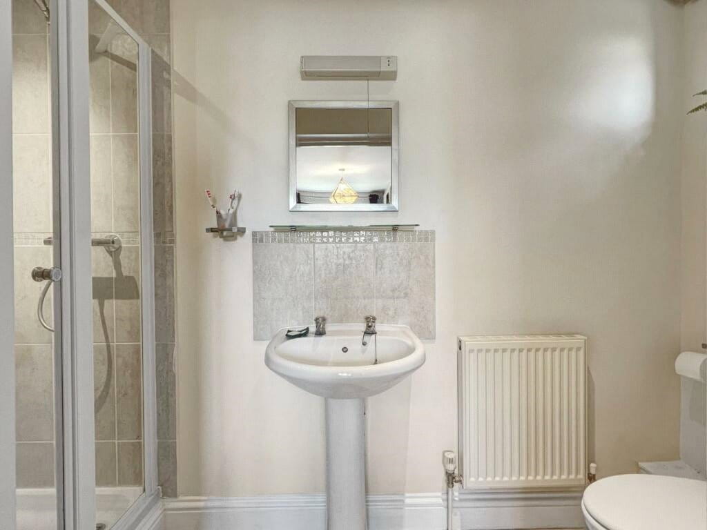 2 bedroom flat, Brookwood House, 226a Histon Road CB4 - Let Agreed