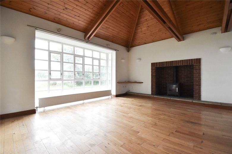3 bedroom bungalow, Gog Magog Hills Estate, Babraham CB22