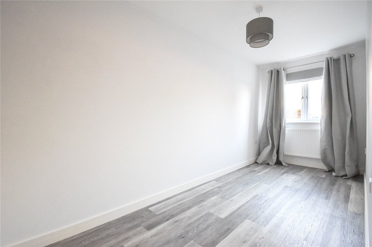 2 bedroom flat, Bell Road, Bottisham CB25