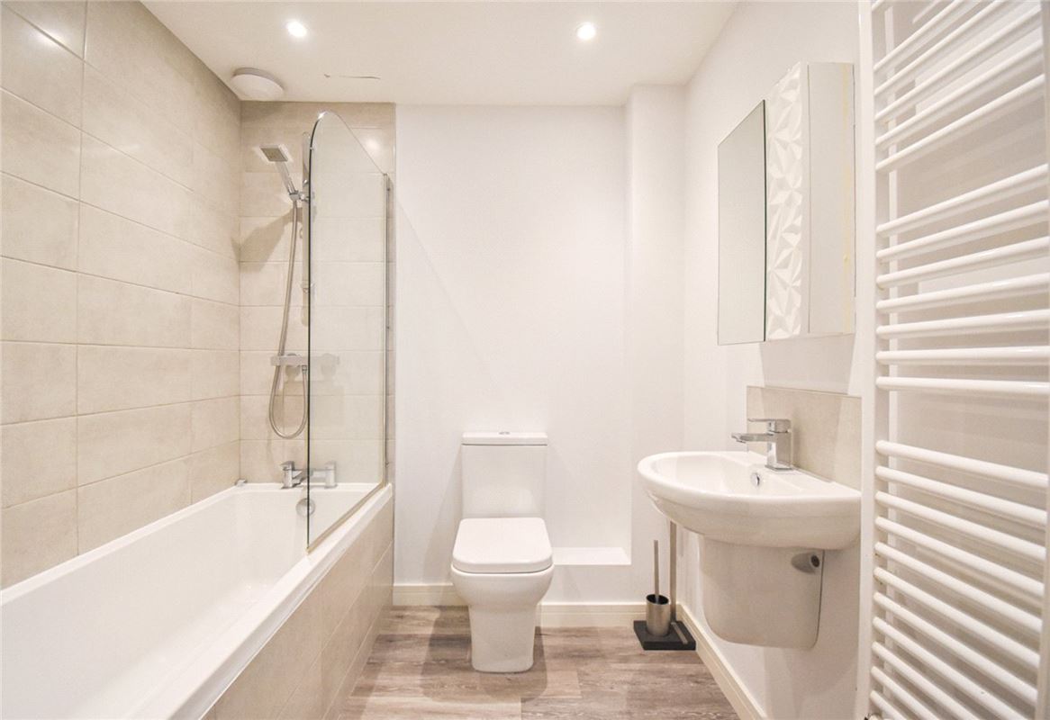 2 bedroom flat, Bell Road, Bottisham CB25