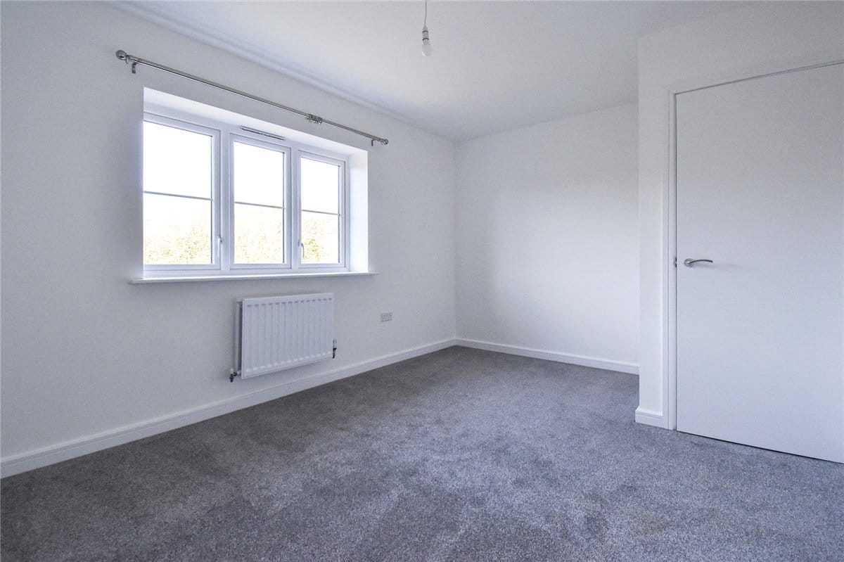 2 bedroom house, Coventry Drive, Bishop's Stortford CM23 - Let Agreed