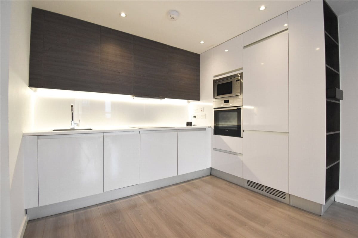 2 bedroom flat, Marque House, 143 Hills Road CB2 - Available