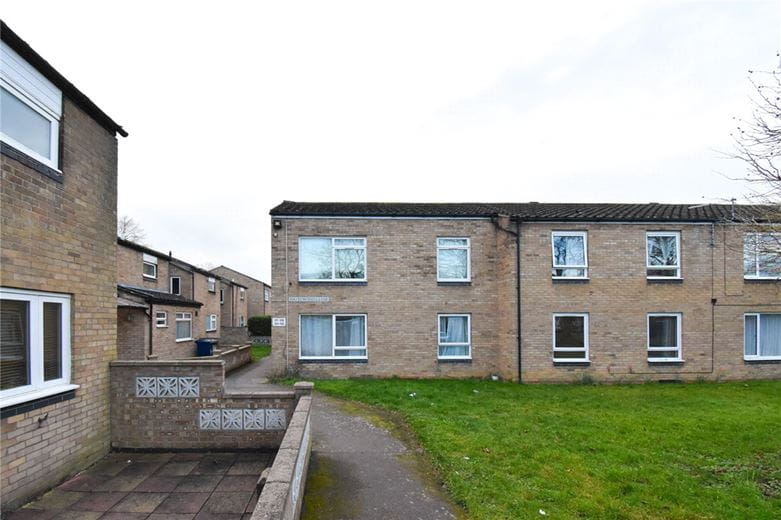 2 bedroom flat, Hazelwood Close, Cambridge CB4 - Let Agreed