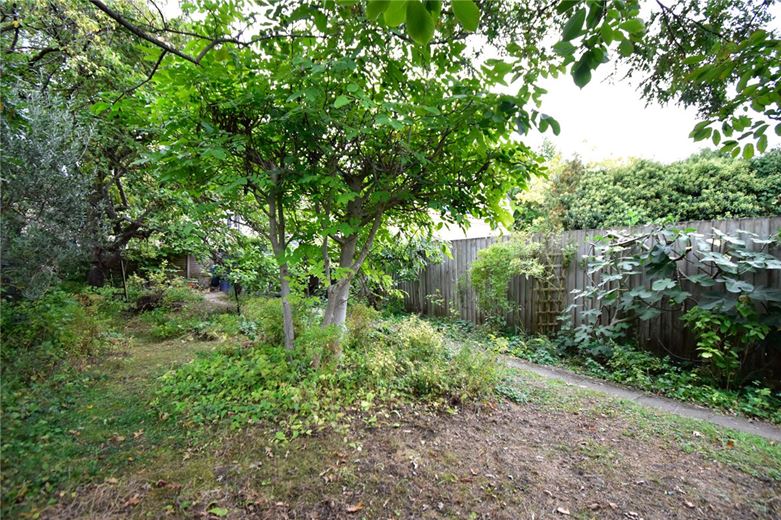 3 bedroom house, Neville Road, Cambridge CB1 - Available