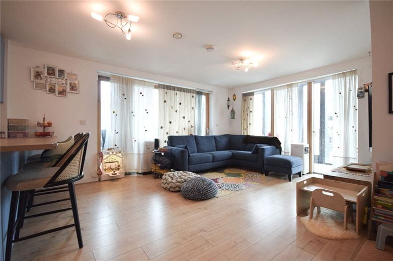 2 bedroom flat, Addenbrookes Road, Trumpington CB2 - Available