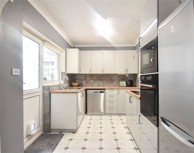 3 bedroom bungalow, High Street, Cottenham CB24 - Available