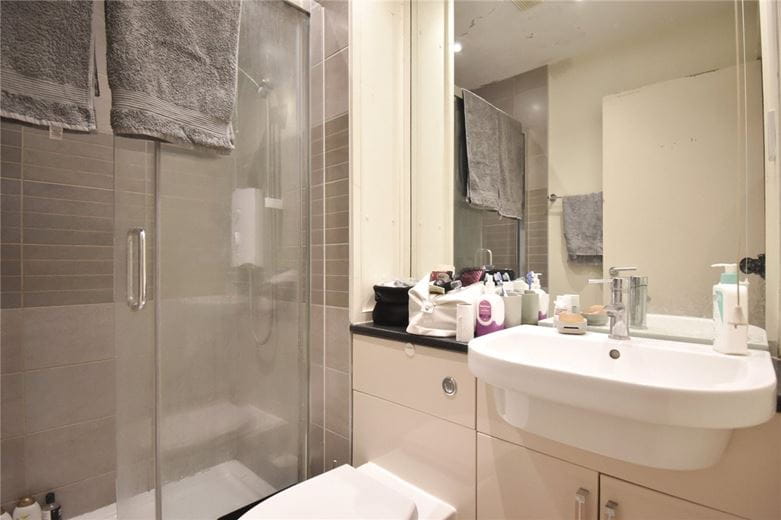 1 bedroom flat, Guthrie Court, Paradise Street CB1