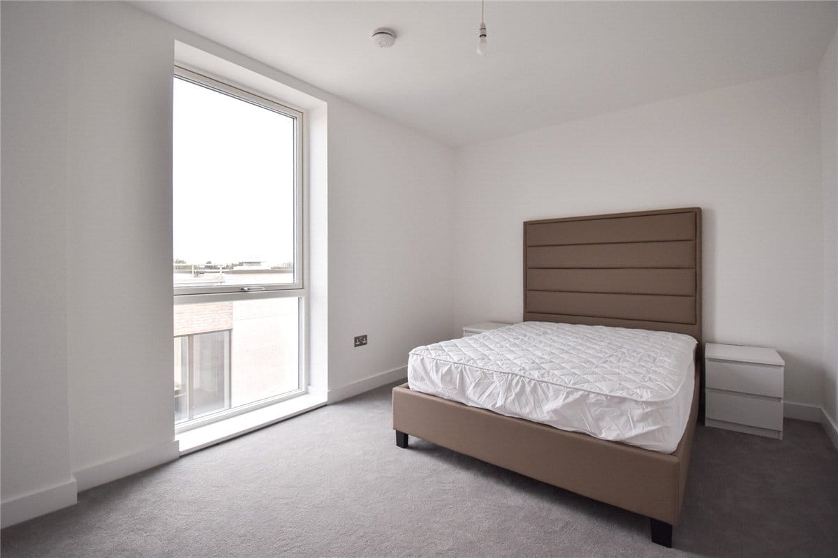 2 bedroom flat, Eddington Avenue, Eddington CB3 - Available
