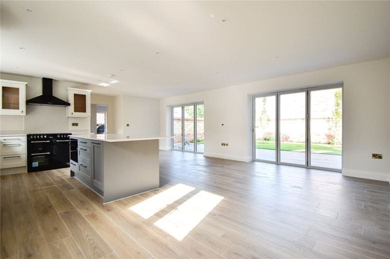 3 bedroom house, The Steward House, Lower Road CB7 - Available