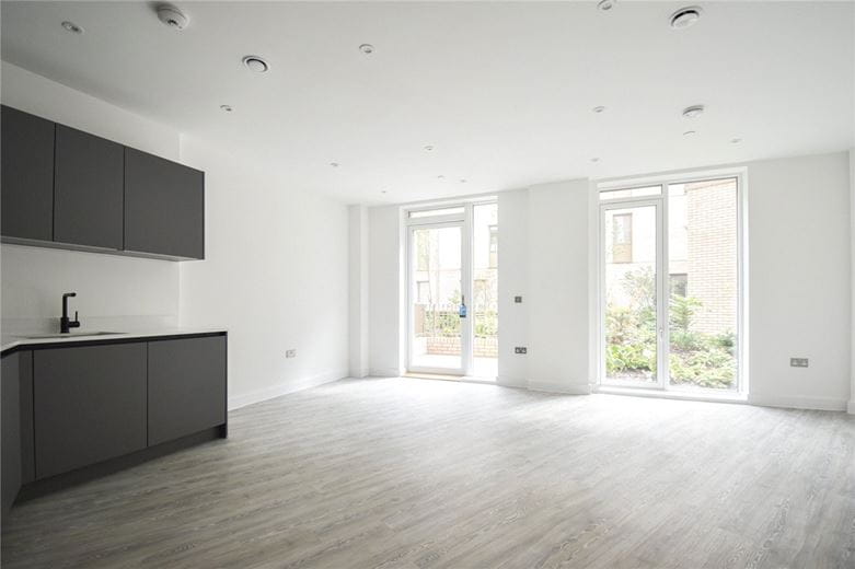 1 bedroom flat, Appleton Way, Eddington CB3 - Available