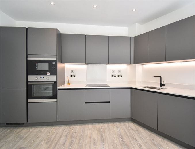 1 bedroom flat, Appleton Way, Eddington CB3 - Available