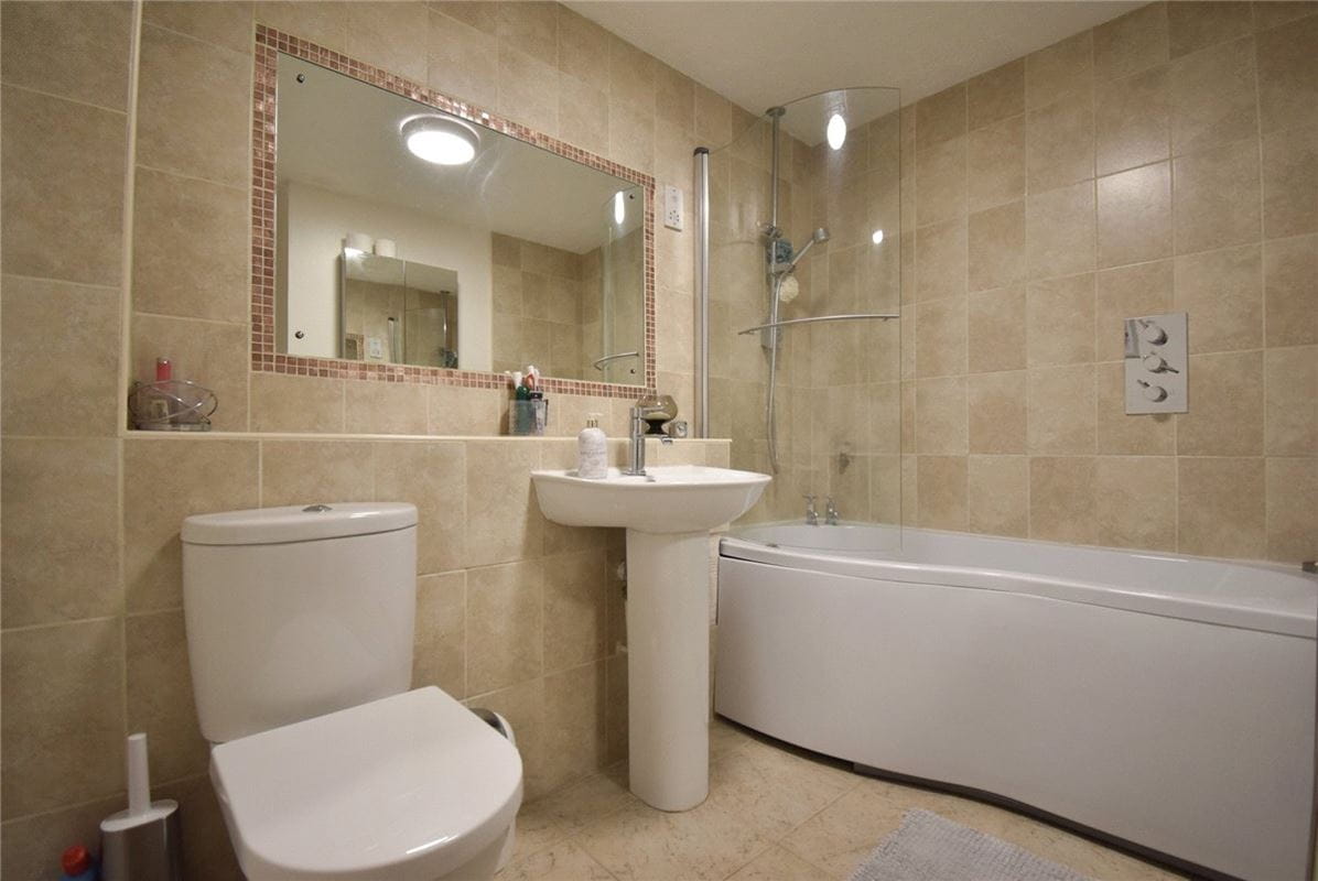 4 bedroom house, The Sycamores, Milton CB24 - Available