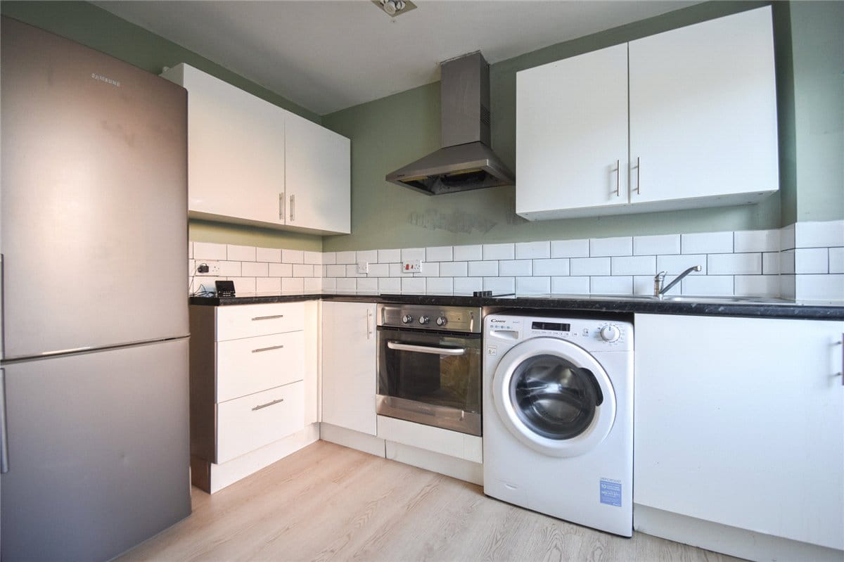 2 bedroom house, Tamarin Gardens, Cambridge CB1 - Let Agreed