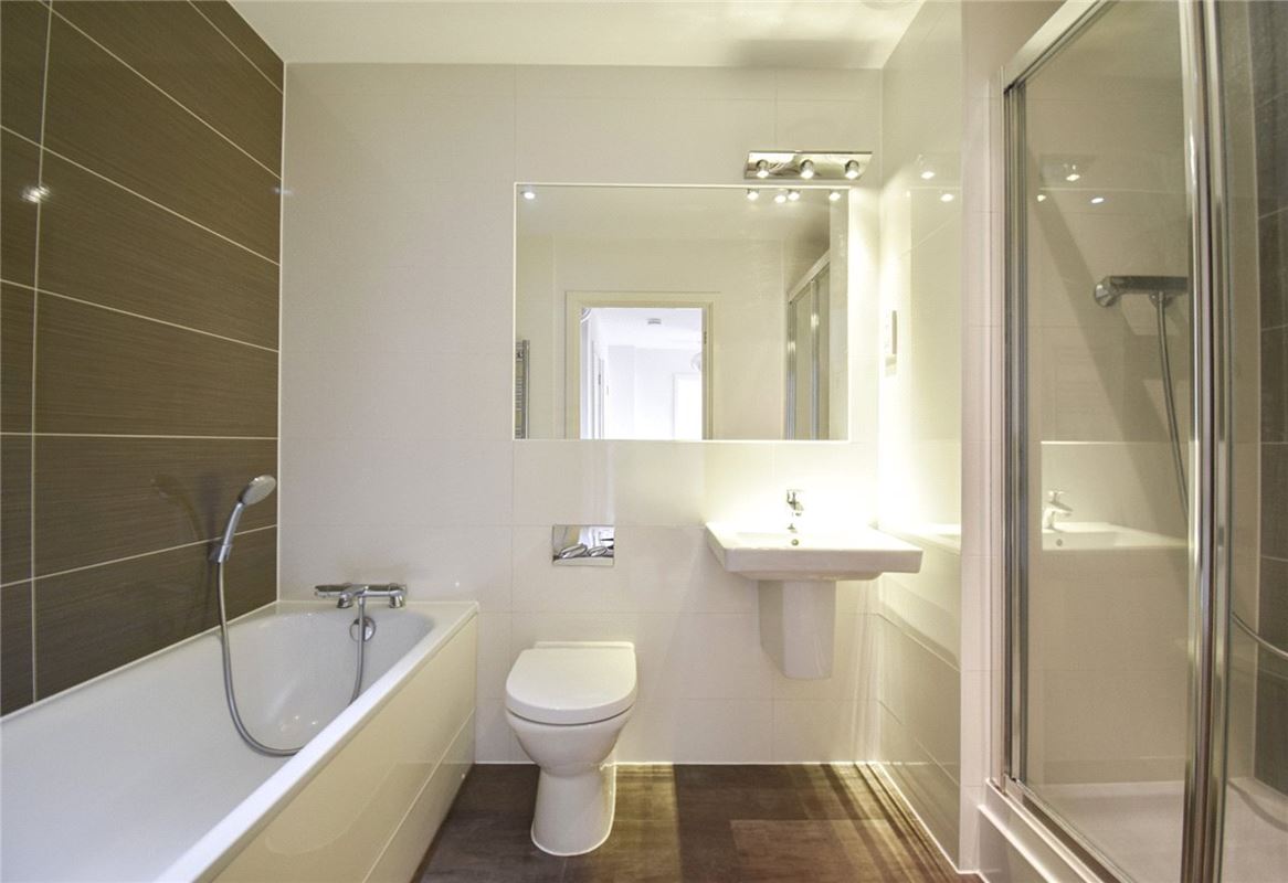 2 bedroom flat, Glenalmond Avenue, Cambridge CB2 - Available