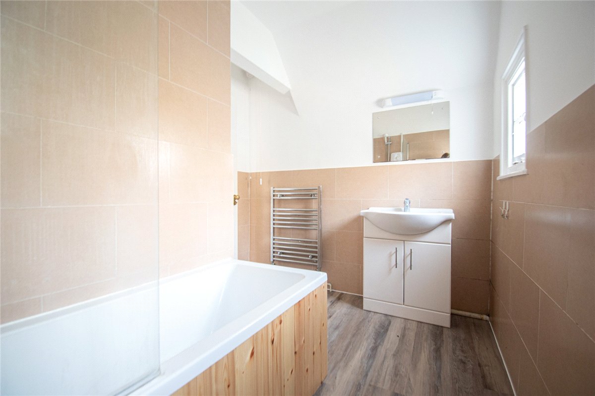 4 bedroom house, Gog Magog Hills Estate, Babraham CB22 - Available