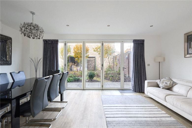 4 bedroom house, Knightly Avenue, Cambridge CB2 - Available