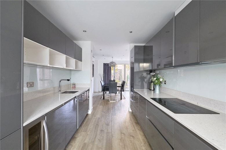 4 bedroom house, Knightly Avenue, Cambridge CB2 - Available