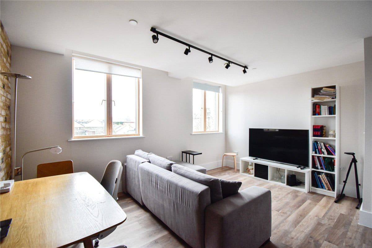 1 bedroom flat, Dazeley House, 1 Cambridge Place CB2 - Available