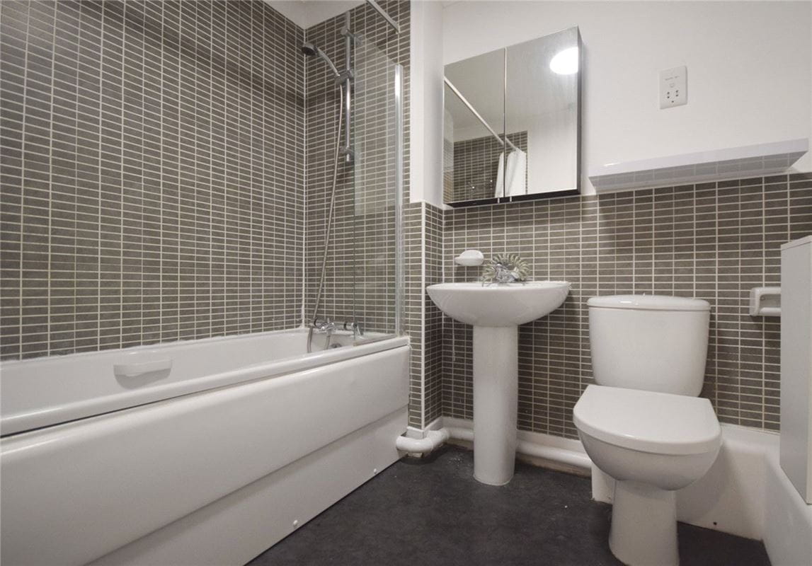 1 bedroom flat, St. Matthews Gardens, Cambridge CB1 - Let Agreed