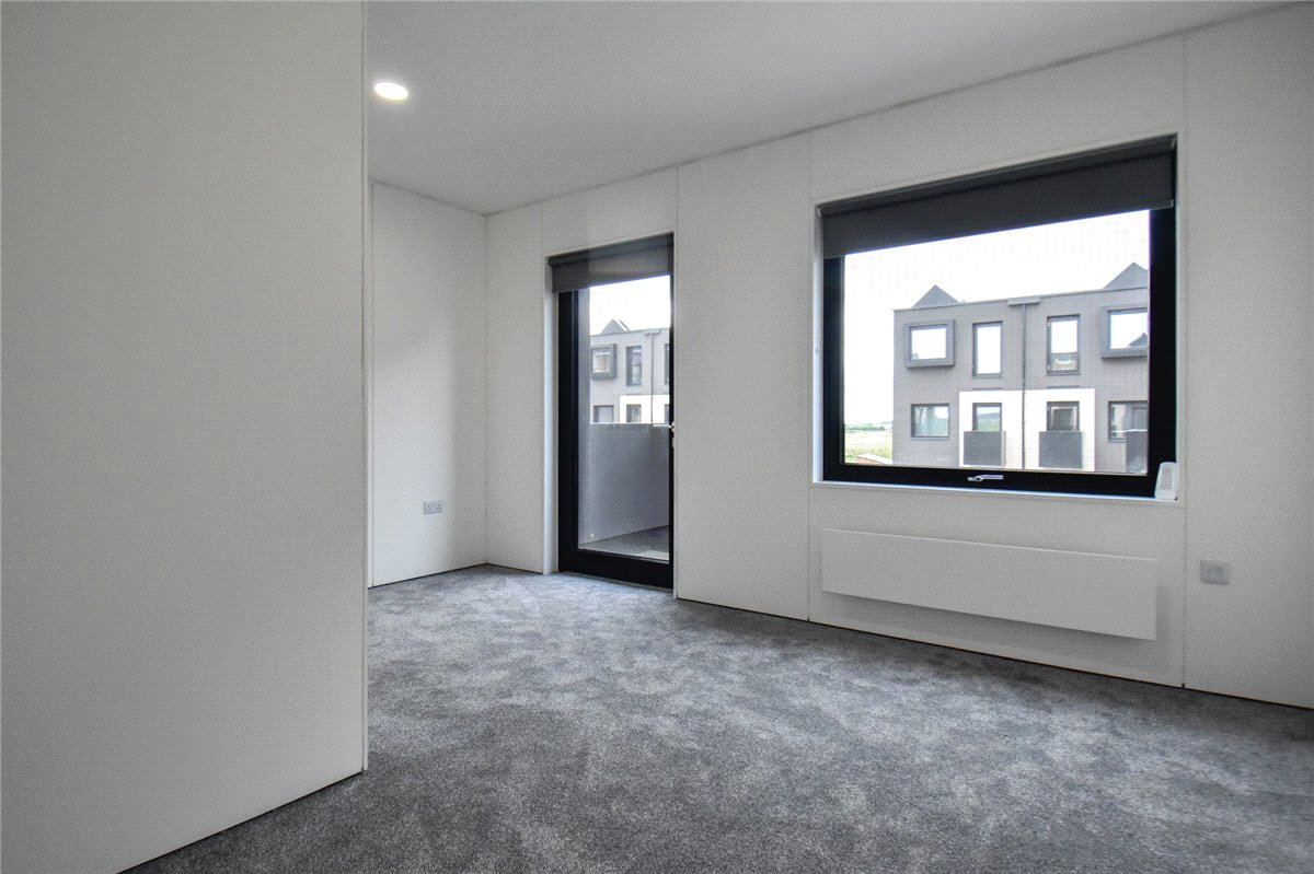 3 bedroom house, Lockhart Way, Northstowe CB24 - Available