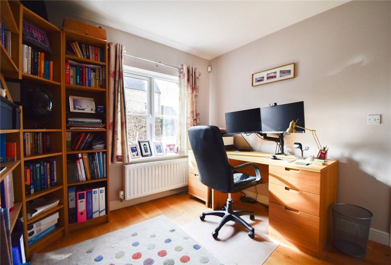 4 bedroom house, Wellbrook Way, Girton CB3 - Available