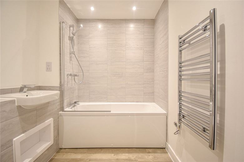 1 bedroom flat, Saffron Way, Cambridge CB1 - Available