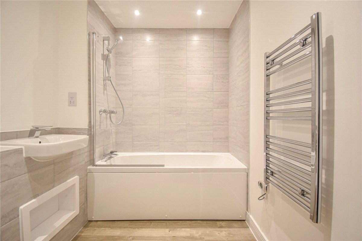 1 bedroom flat, Saffron Way, Cambridge CB1 - Available