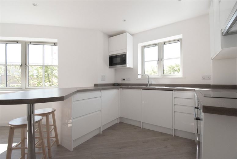 1 bedroom flat, Windsor Gate, Coldhams Lane CB1 - Available