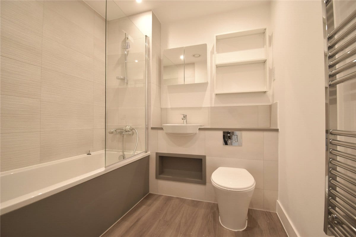 2 bedroom flat, Clara Rackham Street, Cambridge CB1 - Available