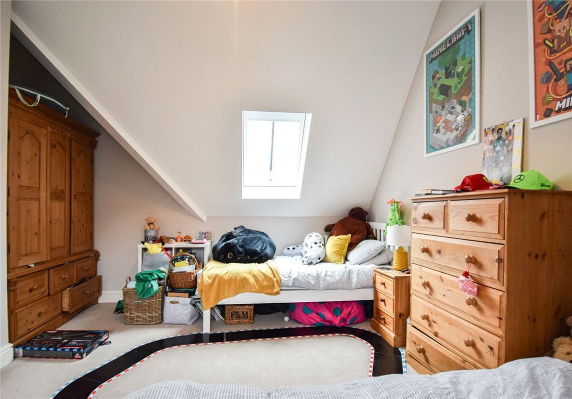 4 bedroom house, Constable Place, East Street CB10 - Let Agreed