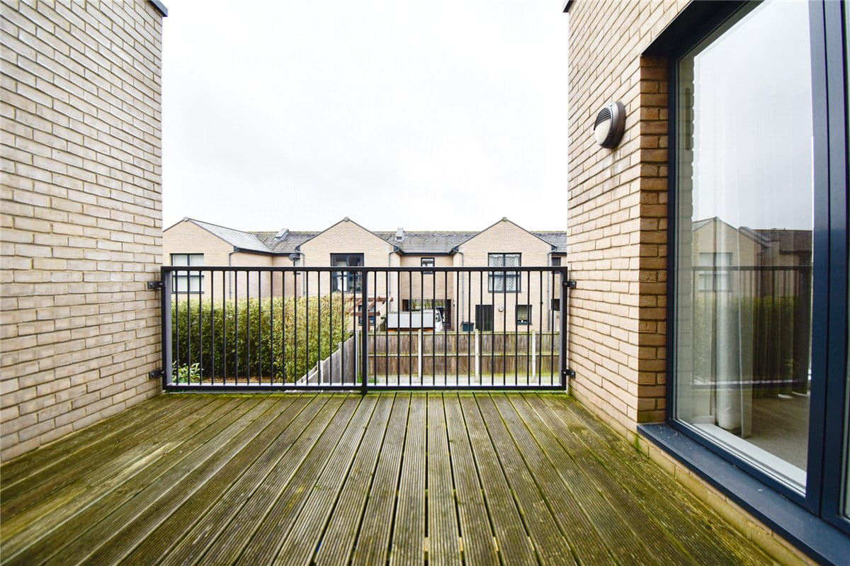 4 bedroom house, Harvest Road, Trumpington CB2 - Available