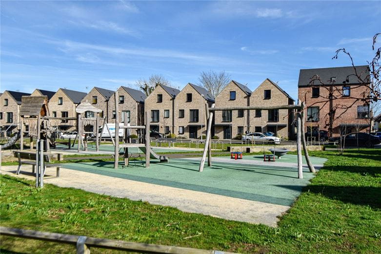 4 bedroom house, Clara Rackham Street, Cambridge CB1 - Available