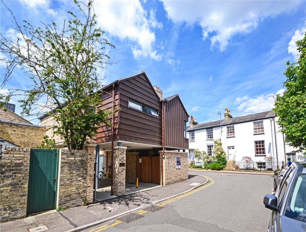 1 bedroom flat, Warkworth Street, Cambridge CB1 - Let Agreed