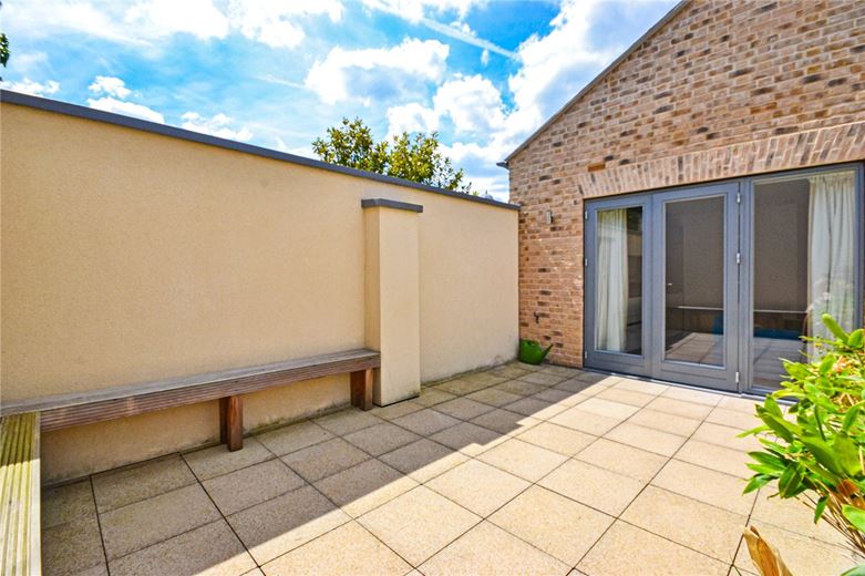 1 bedroom flat, Warkworth Street, Cambridge CB1 - Let Agreed