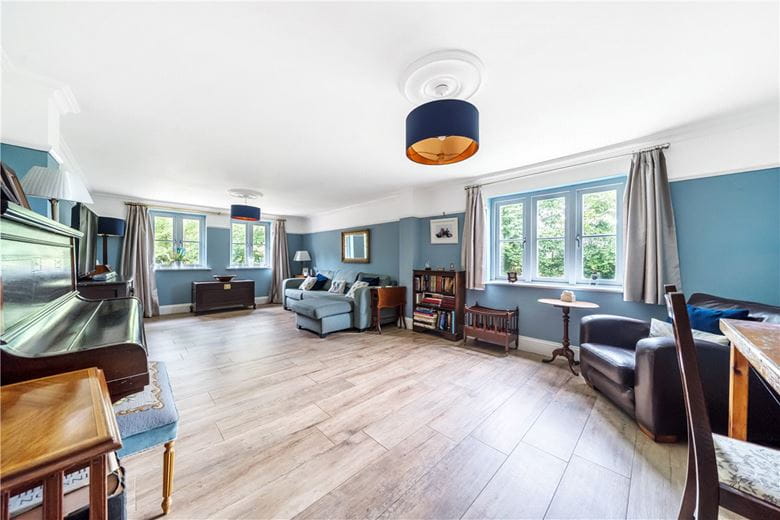 7.1 acres House, Sidings Farm, Fen Road PE28 - Available