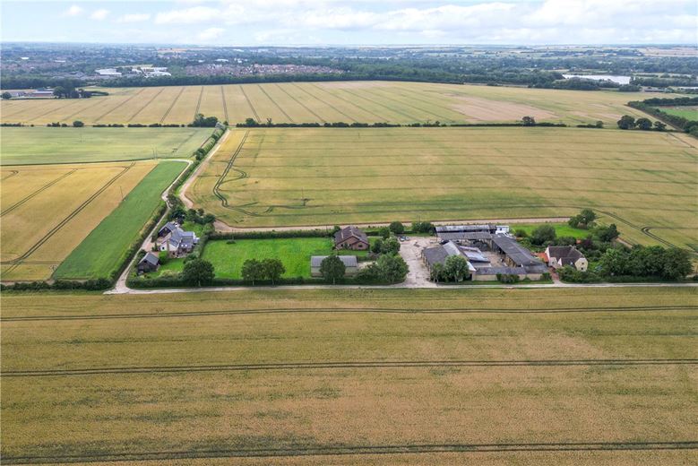 6 bedroom house, Lot 2 - Waterloo Farmhouse, Great Stukeley PE28 - Available