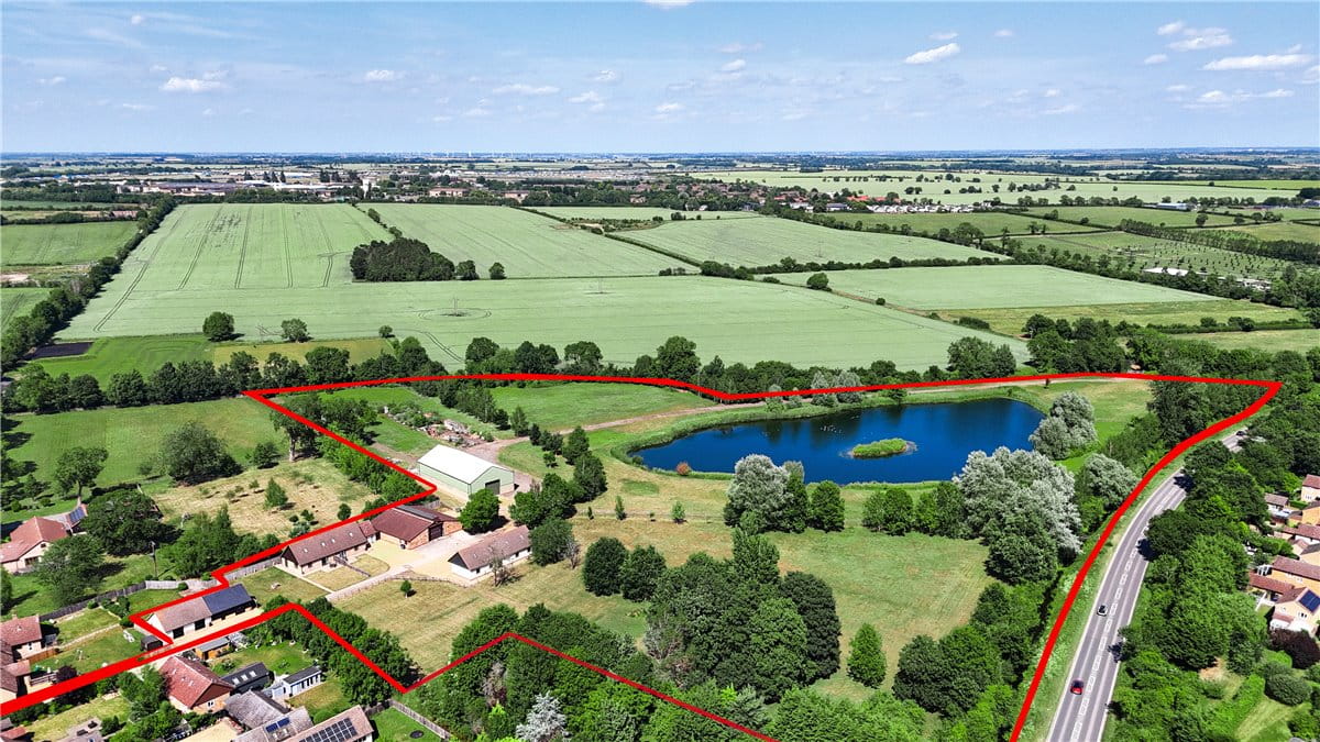  House, Wyton, Huntingdon PE28 - Available